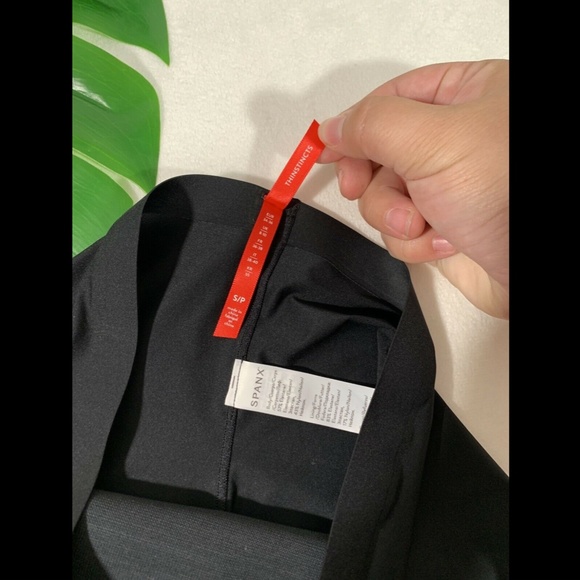 NEW‎ $52 Spanx Thinstincts Girl Shaper Shorts Small - Picture 8 of 12